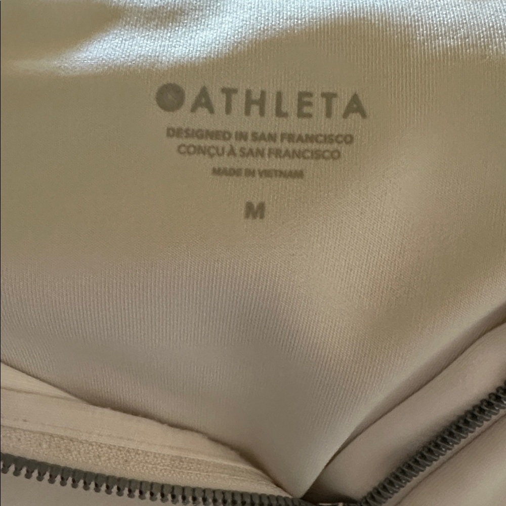 Athleta Seasoft Qquarter Zip Magnolia White Size Medium NWT - Picture 6 of 6